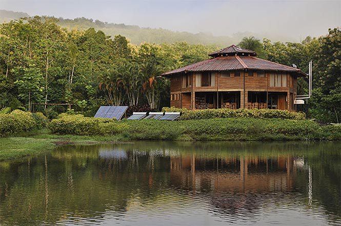 Macaw Lodge