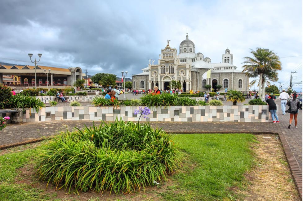 Birding Cartago Costa Rica – A Complete Guide